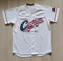 【未開封】カープ⭐︎前田健太 最多勝記念ユニフォーム　Lサイズ➕缶バッジ3個 未開封品○広島カープ 前田健太 缶バッチ 1勝目-16勝目 16個